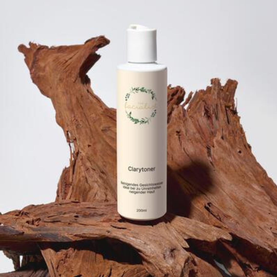 the facialist Clarytoner