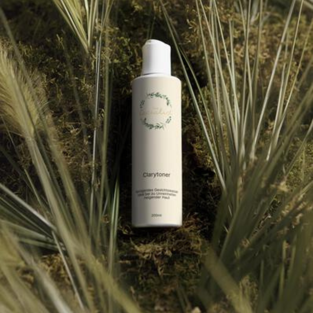 the facialist Clarytoner
