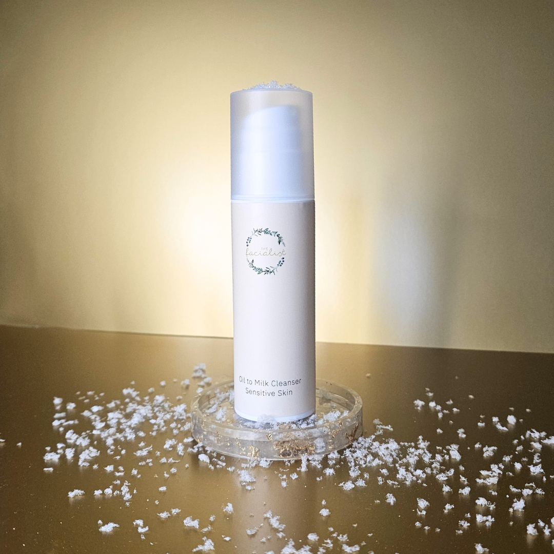 Oil-to-Milk Cleanser